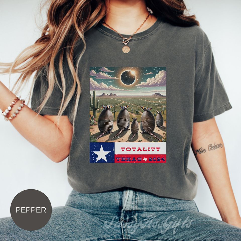 Texas Armadillo Totality Eclipse 2024 Tshirt