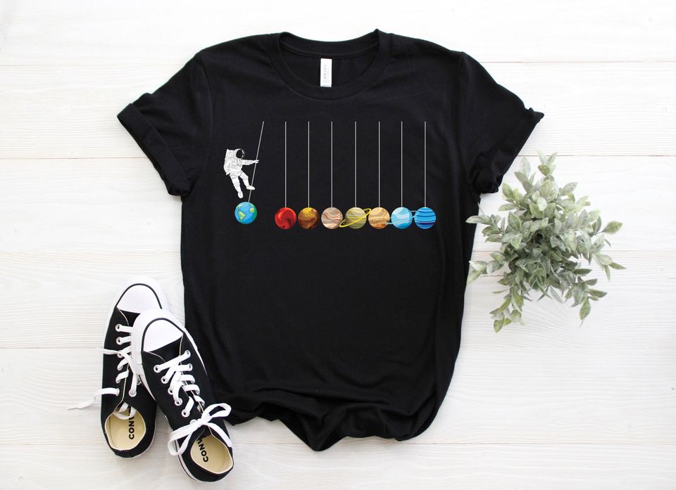 Astronaut Spaceman Planets Funny Space Dwarf Solar System Astronomy T-Shirt, Space Geeks Gifts Astronauts Lovers Birthday Party Present Moon