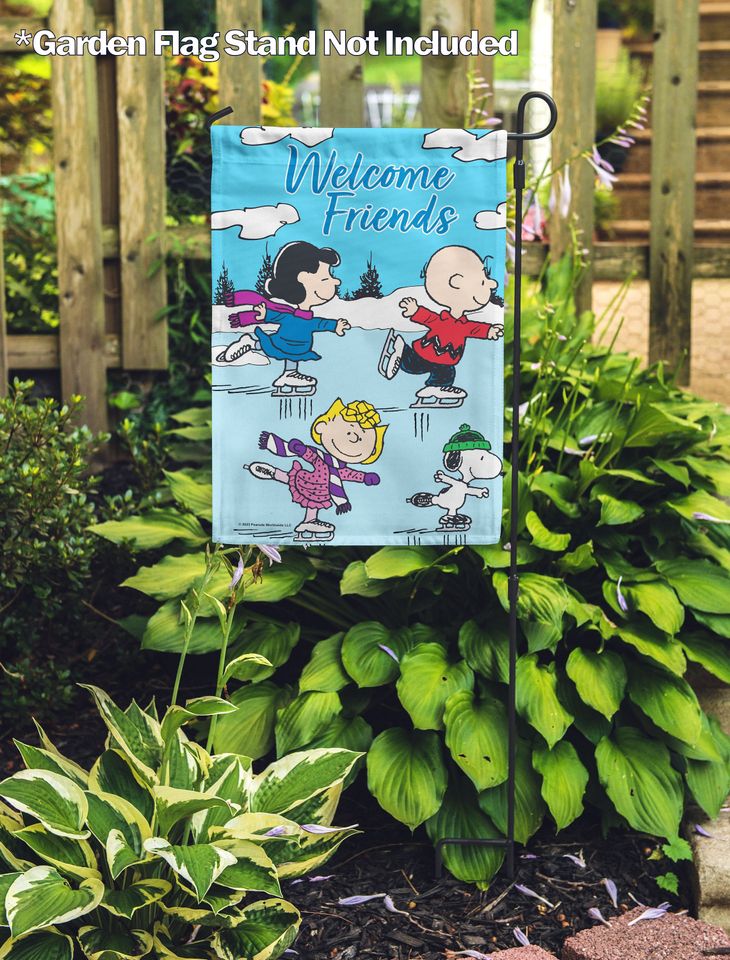 PEANUTS Winter Wonderland Ice Skating Garden Flag