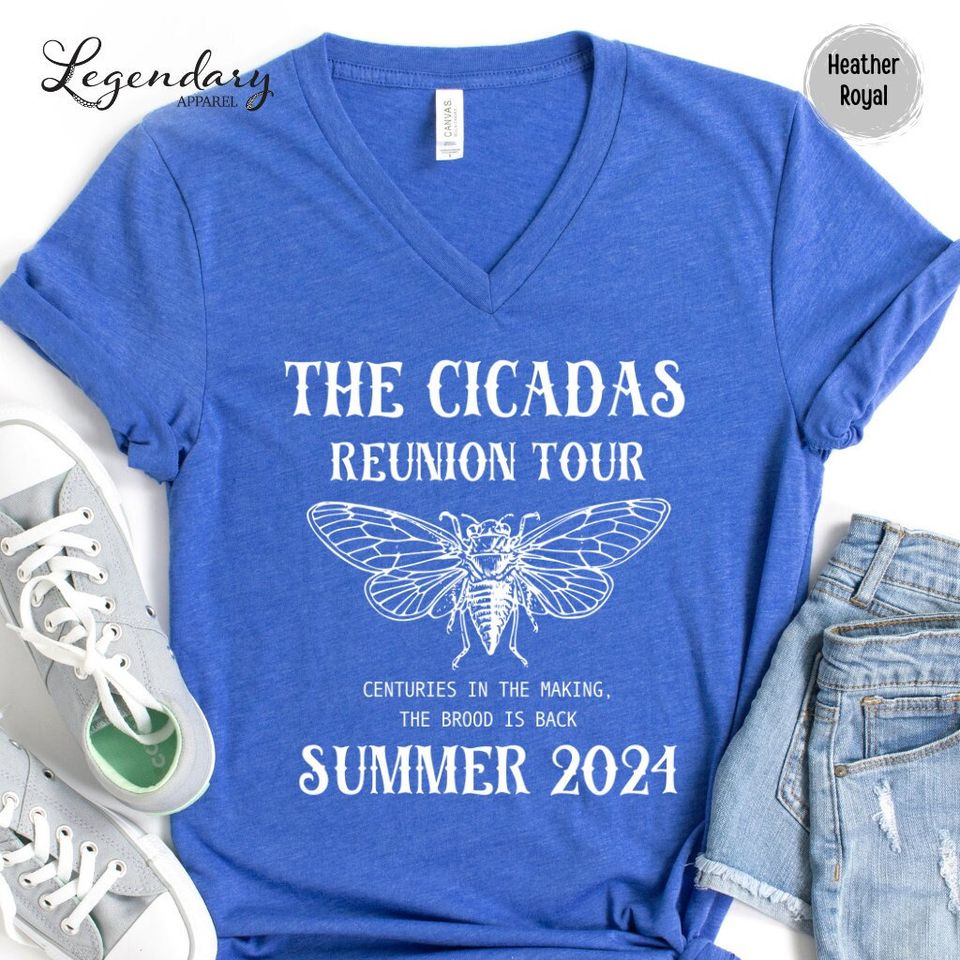 Cicada Shirt 2024 Cicada Reunion VNeck Tee Funny Cicada Concert T-shirt Bug Humor Goblincore Insect Tee Shirts Nature Lover Gift VNeck