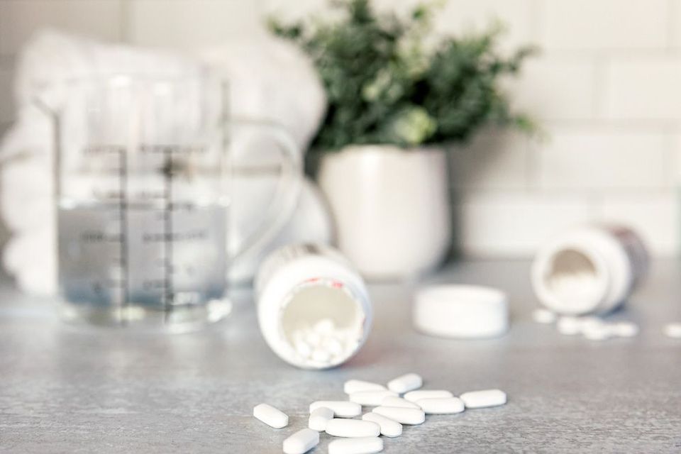 Using aspirin solution - home remedies - how to get yellow stain out of white shirts 