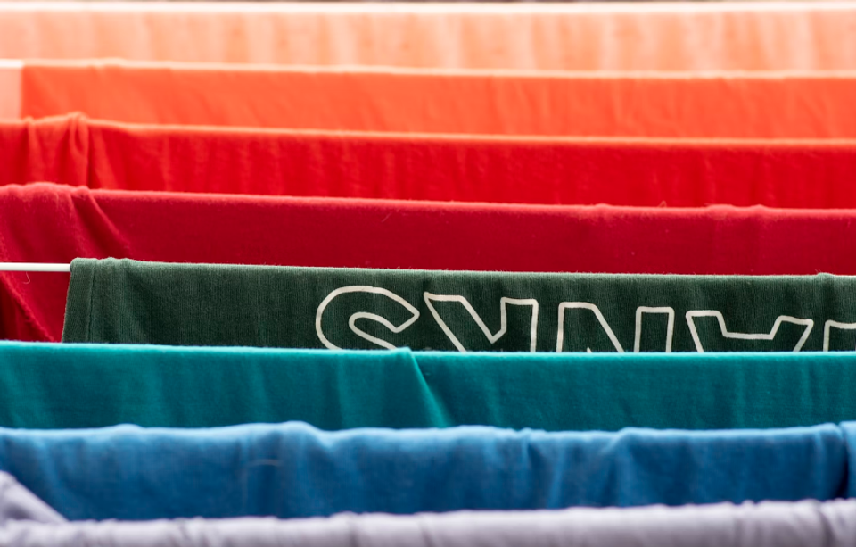 How much do t-shirts weigh