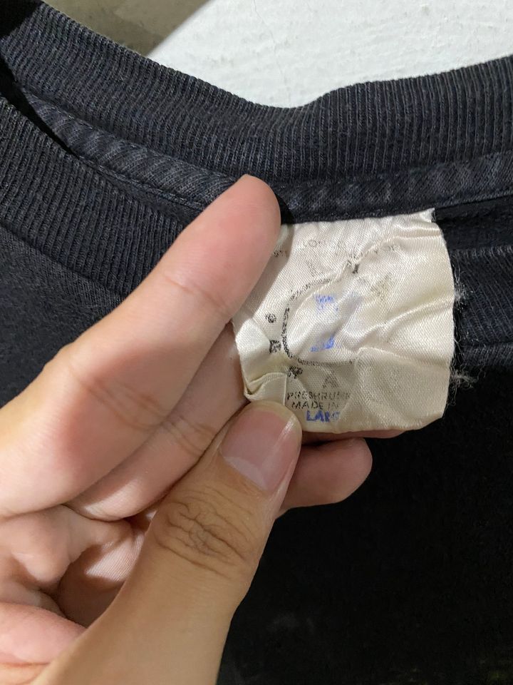 Vintage 1998 Buffy The Vampire Slayer Shirt