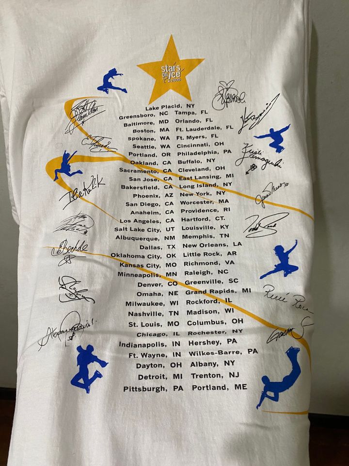 Vintage 2000 Stars On Ice Shirt