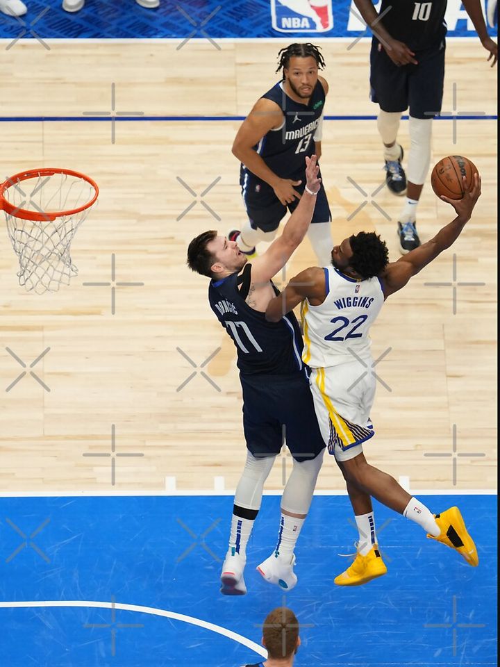 Andrew Wiggins Dunk on Luka Doncic Classic T-Shirt