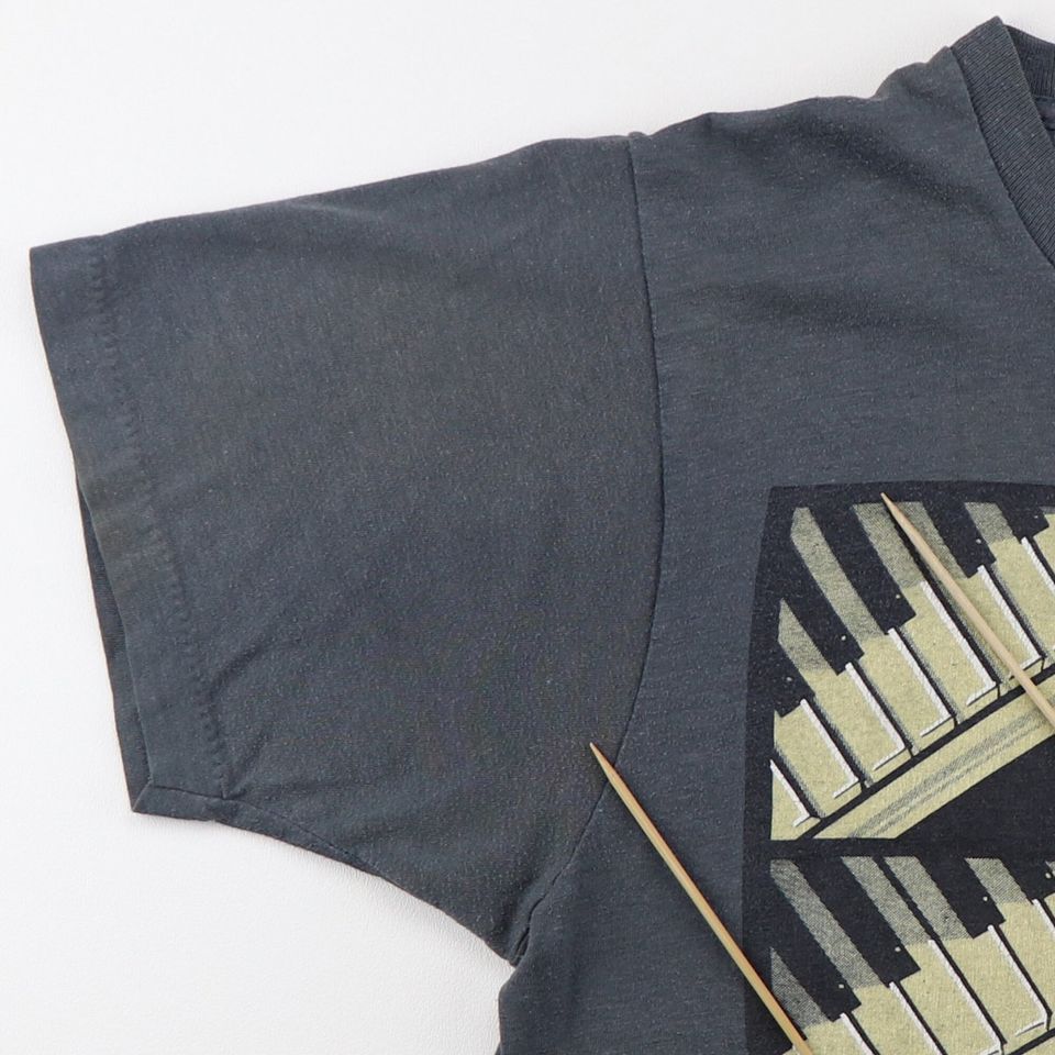 vintage 1986 Elton John World Tour Shirt