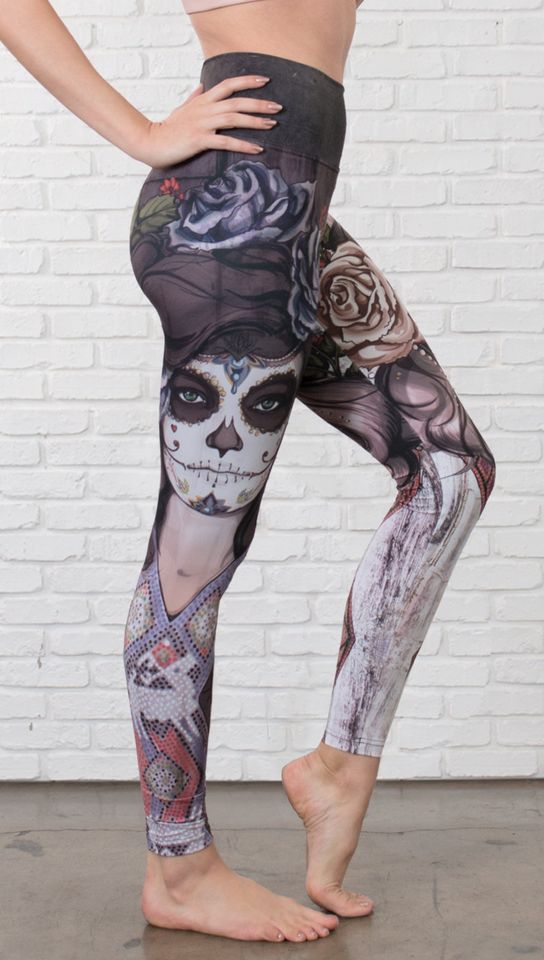Sugar Skull Leggings with Rose Buds