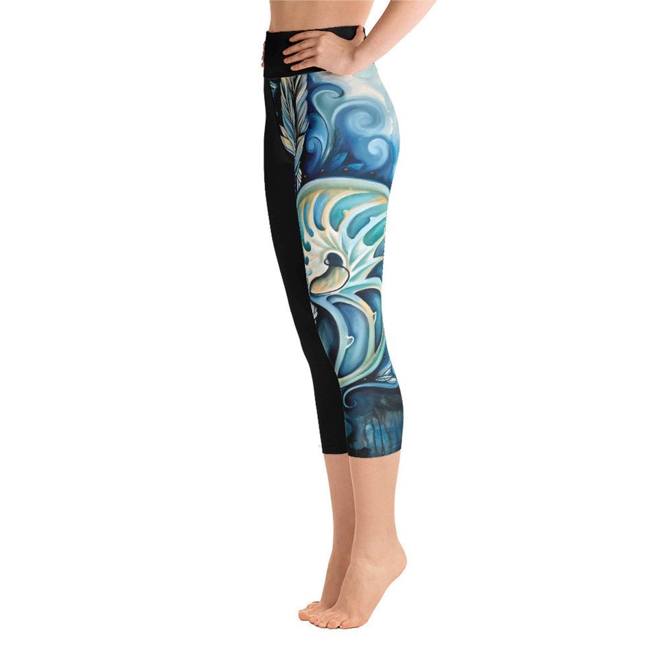 Nautilus Black Yoga Capri Leggings