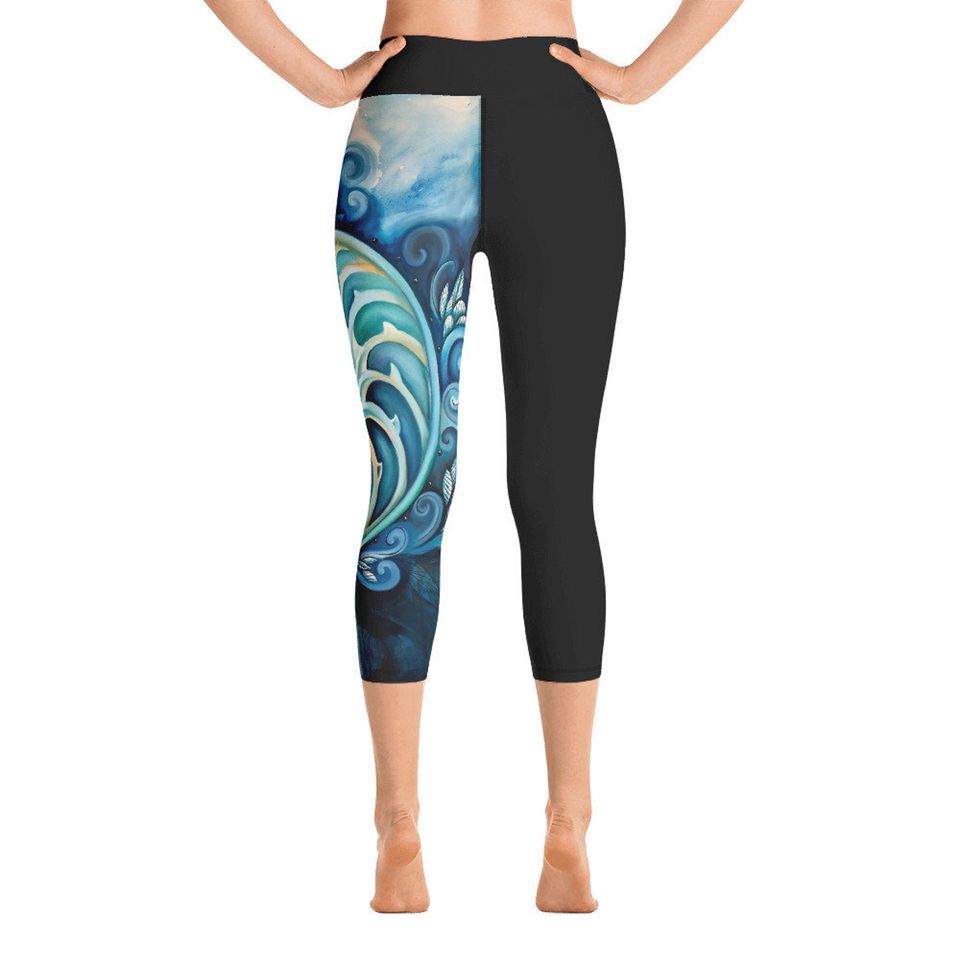 Nautilus Black Yoga Capri Leggings