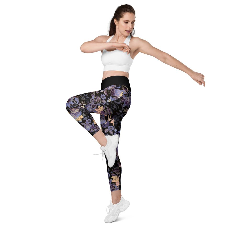 Pretty pattern Leggings with pockets, Purple flowers leggings
