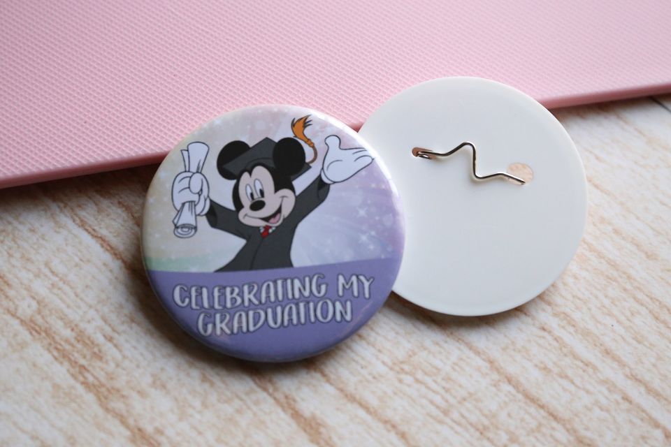 Disney Mickey Mouse Graduation Button Pin Badge