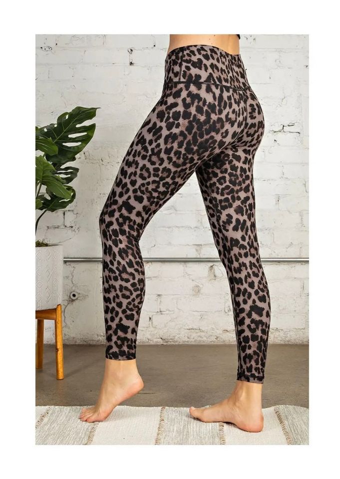 Leopard high waisted full length leggings