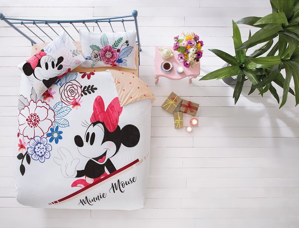 licensed Disney Minnie & Mickey Glitter Bedding Set