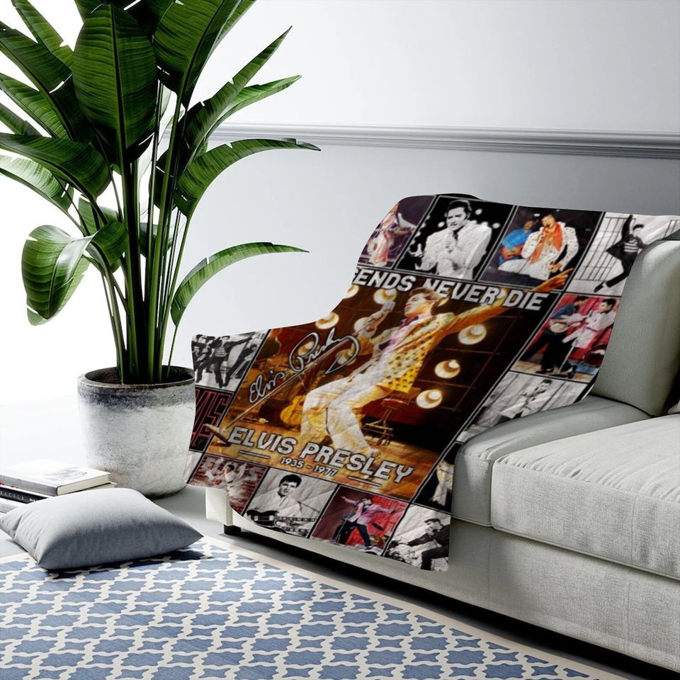 Elvis-Presley 1935-1977 Fleece Blanket