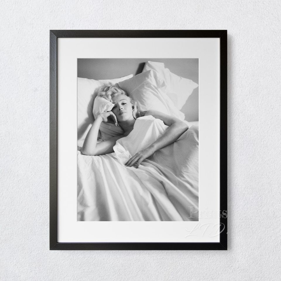 Marilyn Monroe In Bed Premium Art Poster