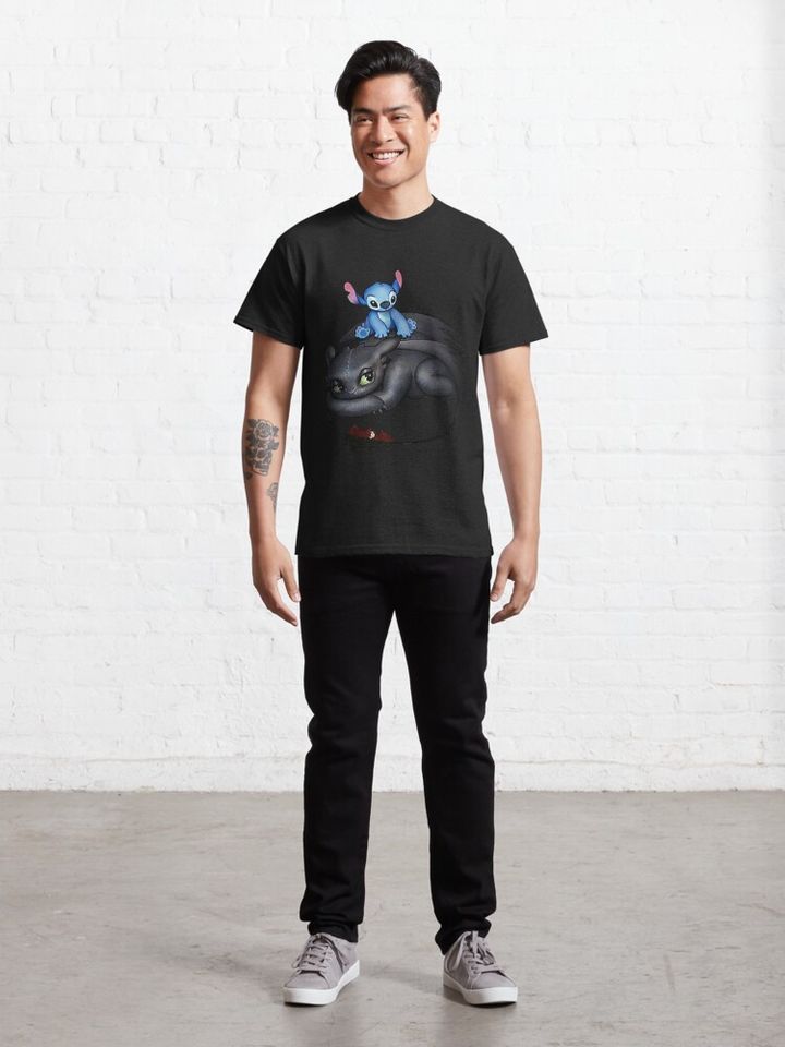 Stitch Sitting On Toothless Funny  Classic T-Shirt