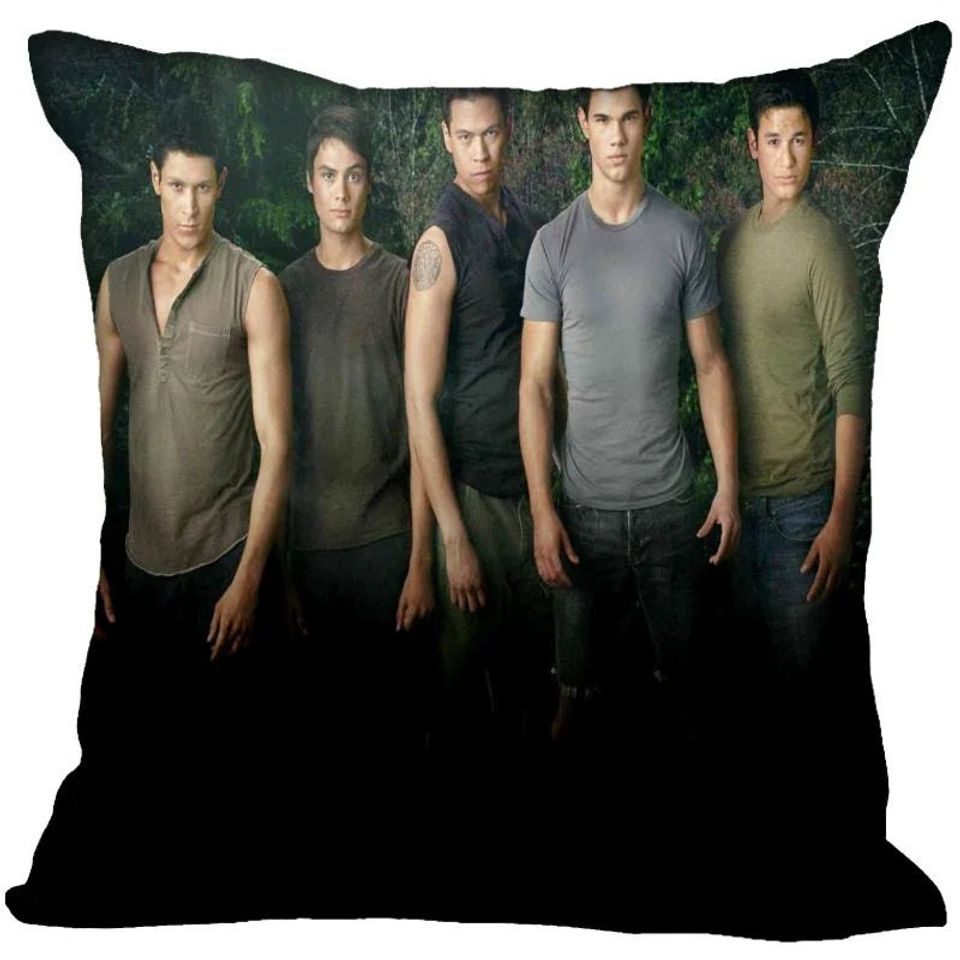 Twilight Saga Pillow, Bella Swan Robert Pattinson Edward Cullen Birthday Gift Christmas Gift Mother's Day Gift Valentine Gift For Girl