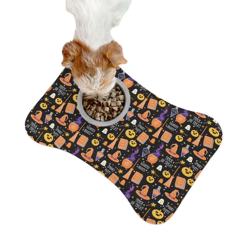 Halloween on Black Pet Bowls Mats