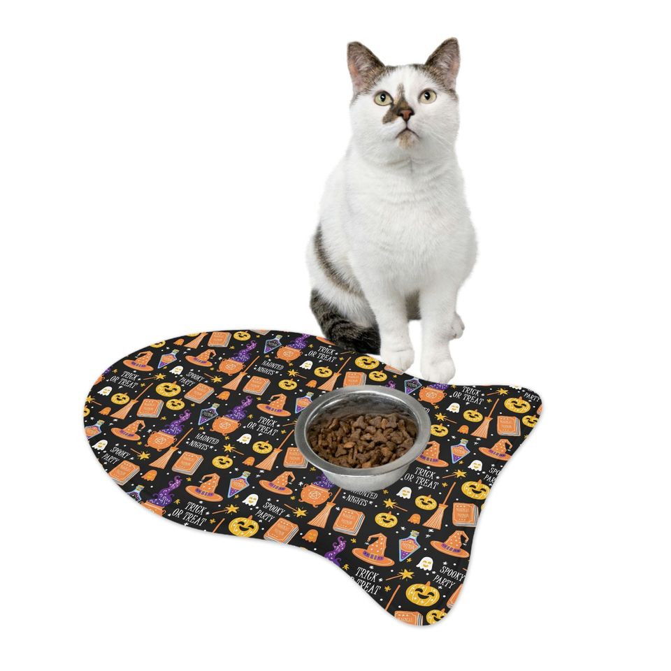 Halloween on Black Pet Bowls Mats