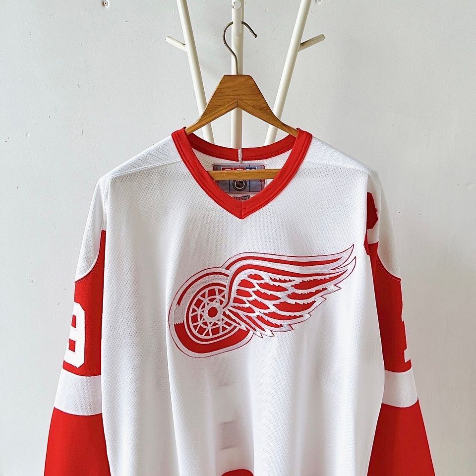 90s Steve Yzerman player Detroit Red Wings NHL Jersey/ XL
