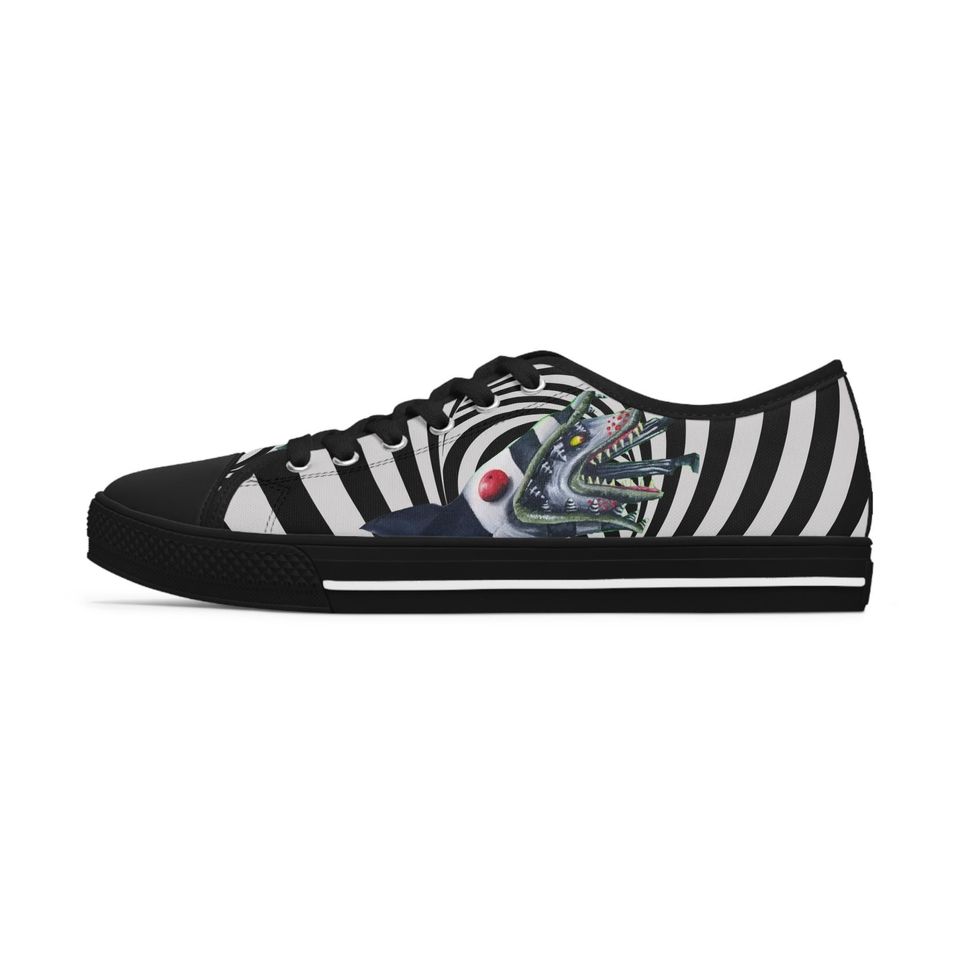 Beetle Sandworm Halloween 	Women's Low Top Sneakers