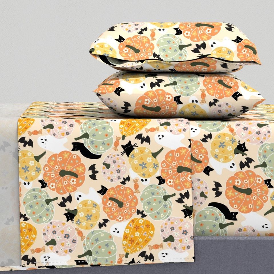 Trick Or Treat Halloween Bedding set, Vintage Halloween Decoration