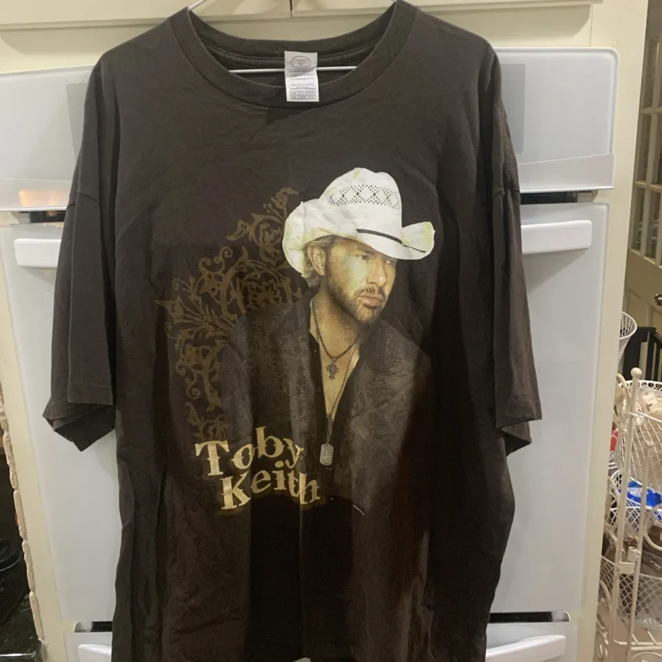 Men’s 2XL brown Short Sleeve Toby Keith Biggest And Baddest Tour T Shirt