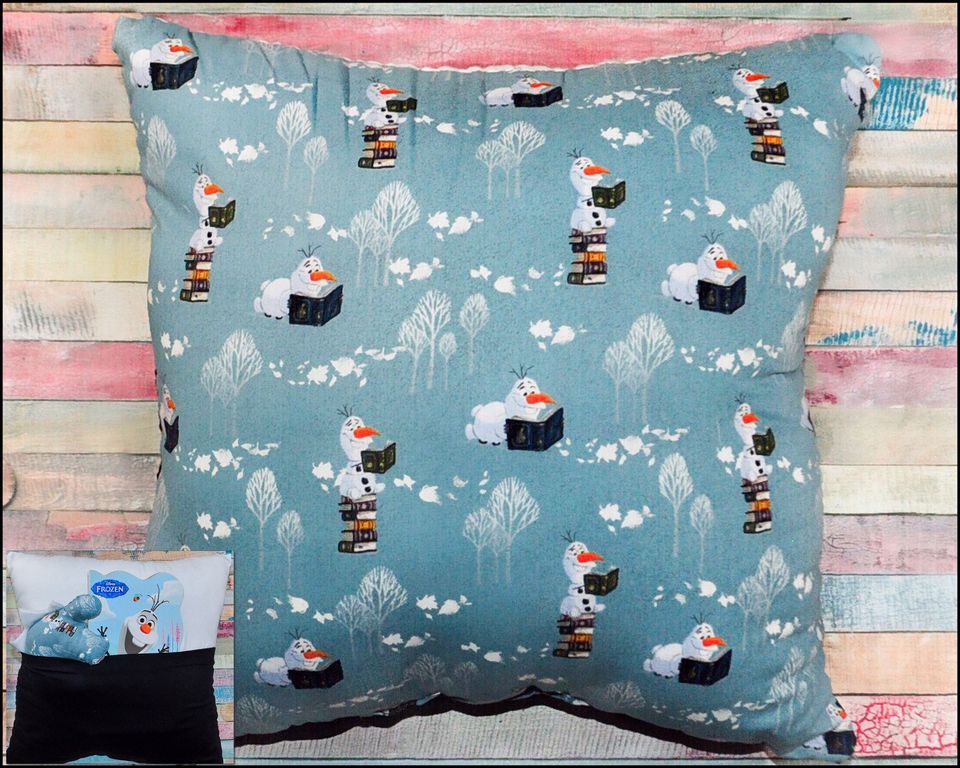 Nerdipillows Reading Snowman Pocket Pillow