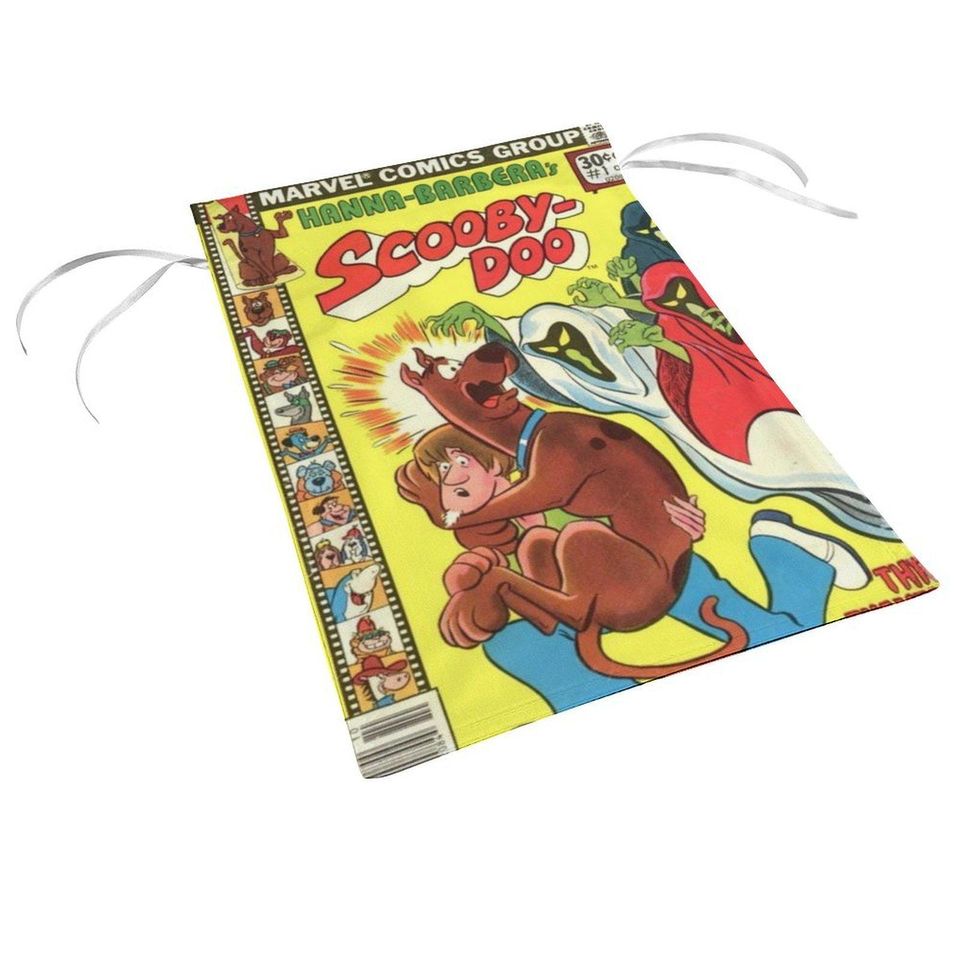 Scooby-Doo Halloween Garden Flag - Vintage Comic Book Design, Spooky Retro Decor