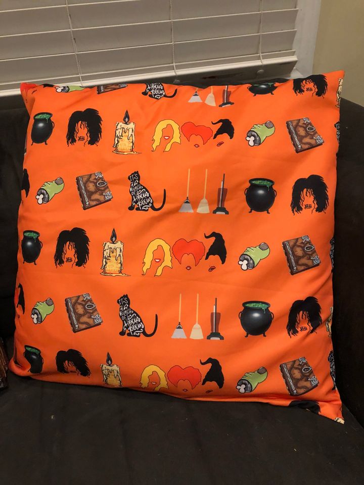 Hocus Pocus Pillow Cover
