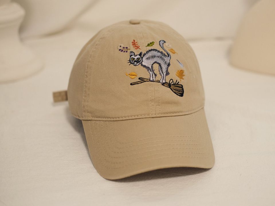 Embroidered Halloween baseball cap--Evil Cat Pattern,Trick or Treat Accessory