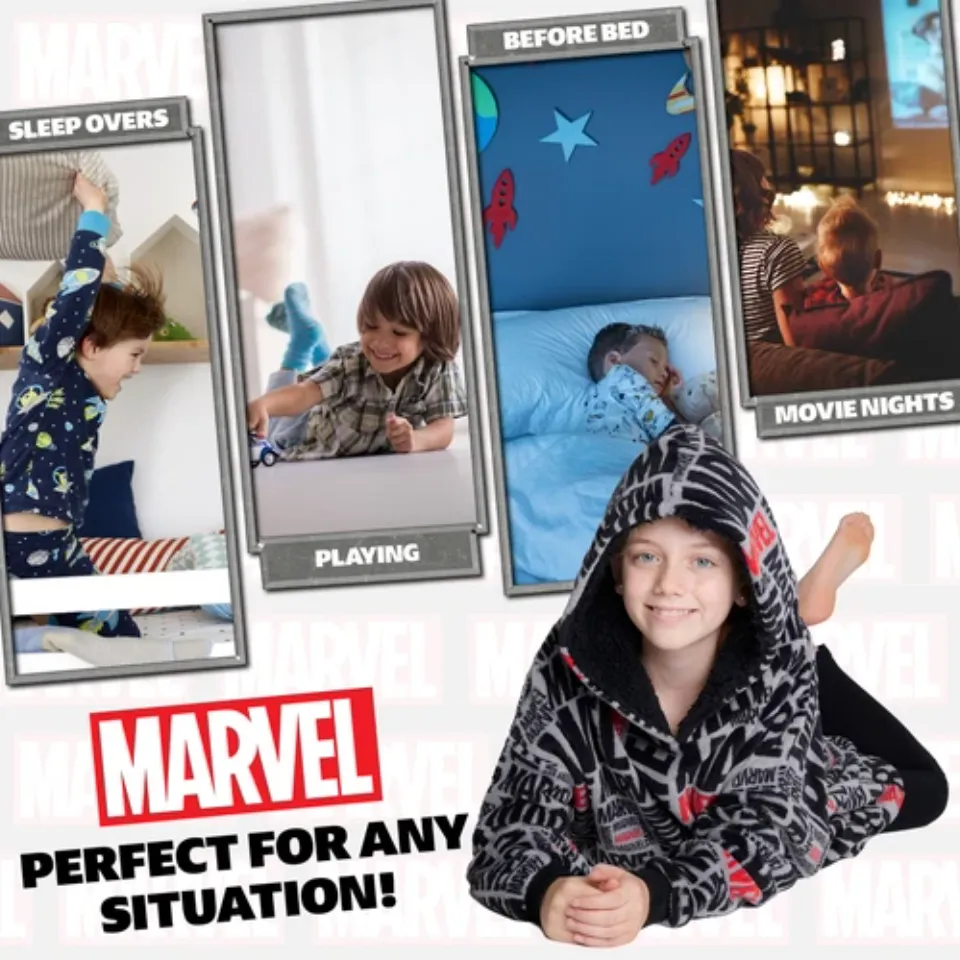 Marvel Oversized Blanket Hoodie Avengers -All Over Print