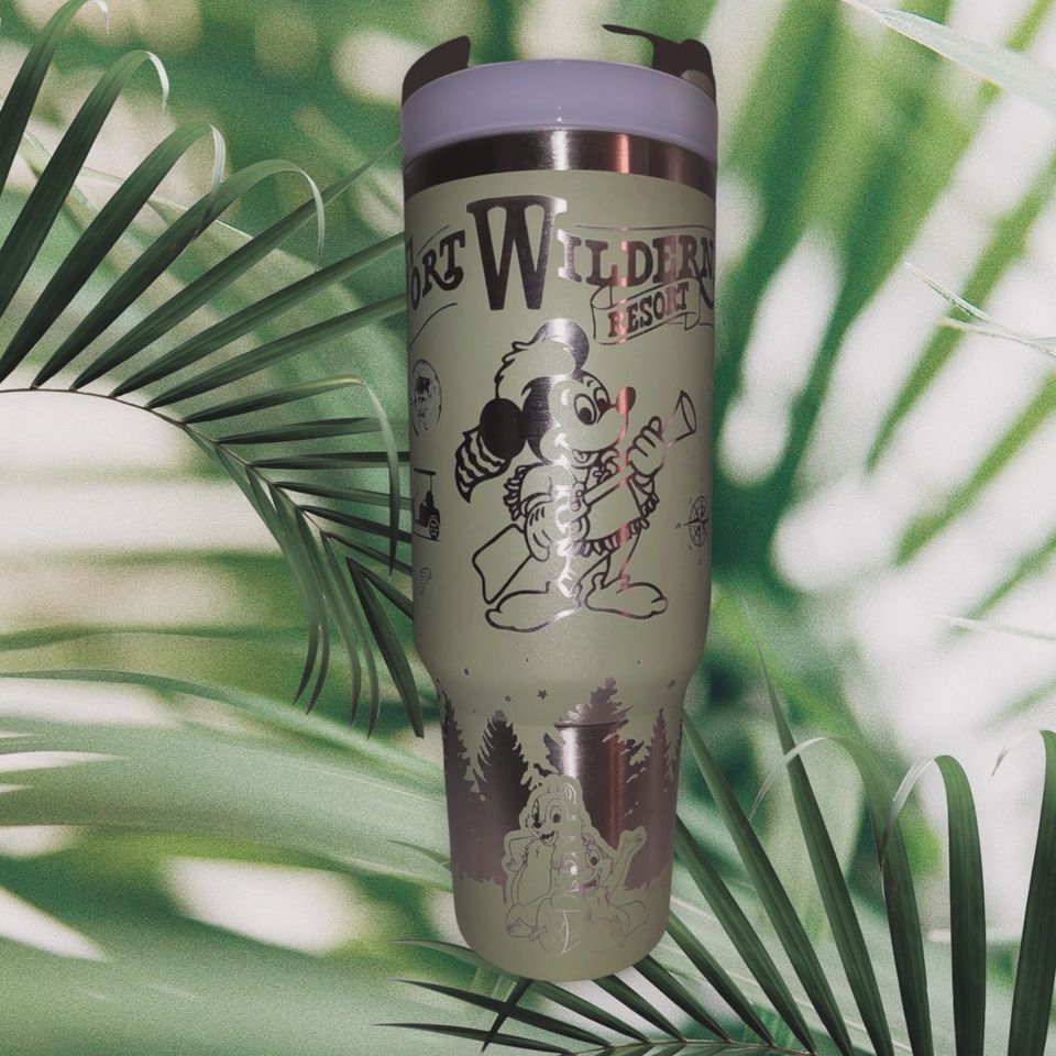 40oz Engraved Fort Wilderness Tumbler with handle