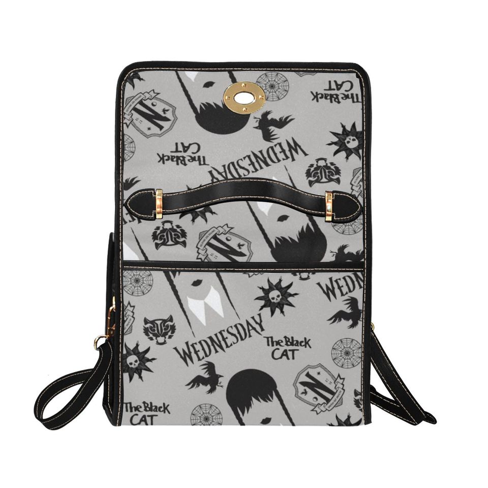 Character Wednesday Lock bag (black shoulder strap, black edging)