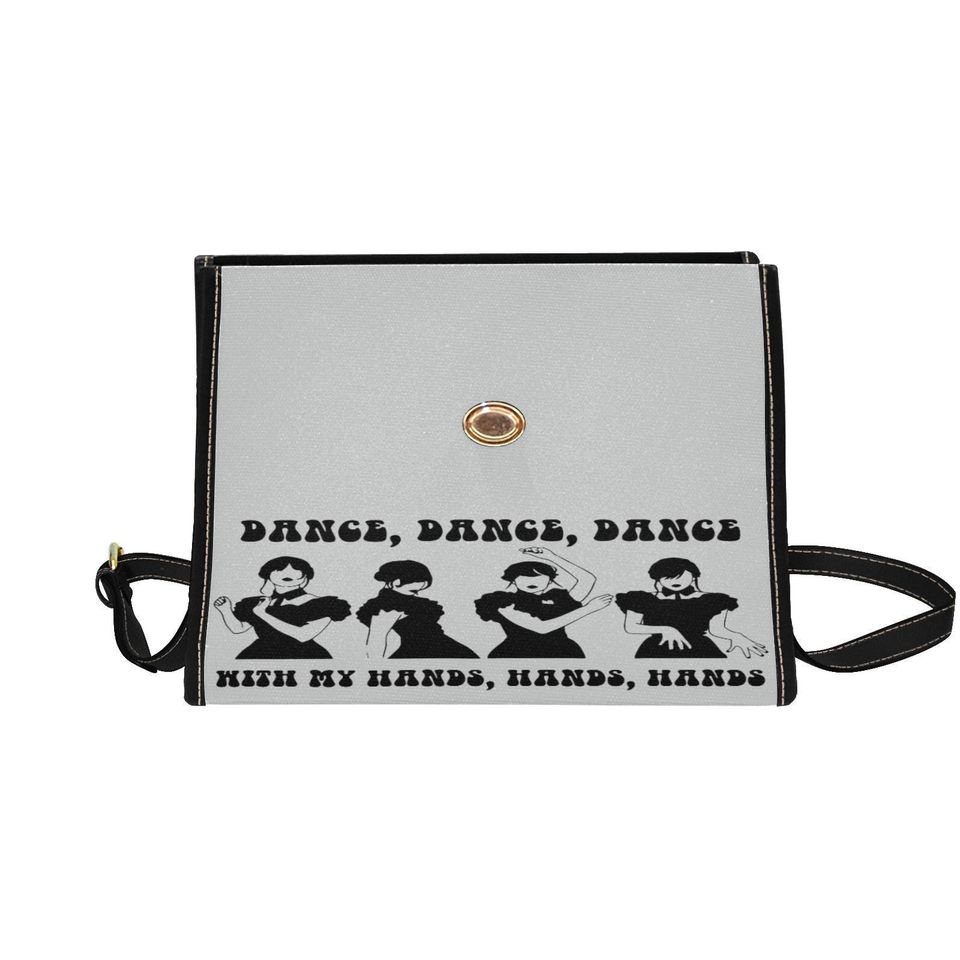 Character Wednesday Lock bag (black shoulder strap, black edging)