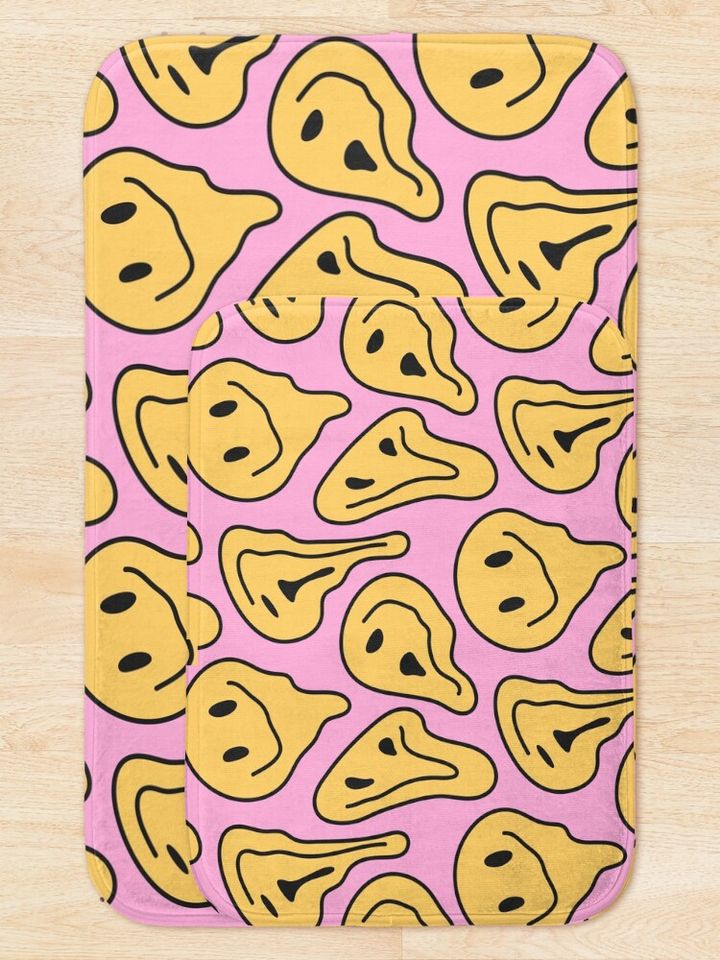 Melting smiley face Bath Mat