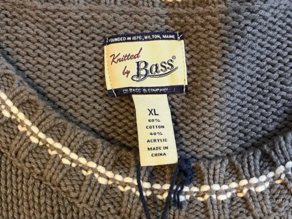 Reindeer Christmas Sweater Women’s Extra Large Grey White All Over Print