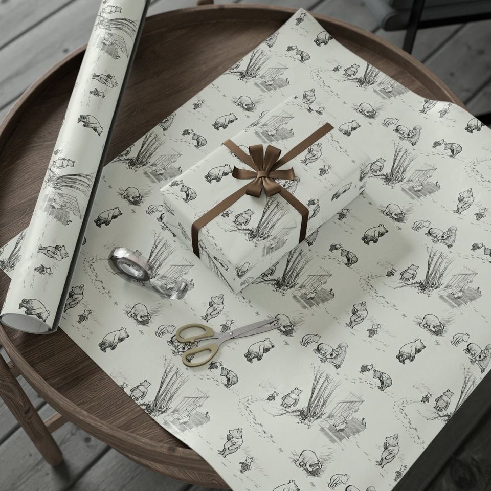 Classic Winnie the Pooh Wrapping Paper - Pooh Bear and Piglet