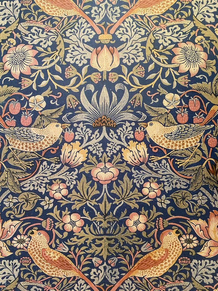 William Morris Strawberry thief wrapping paper