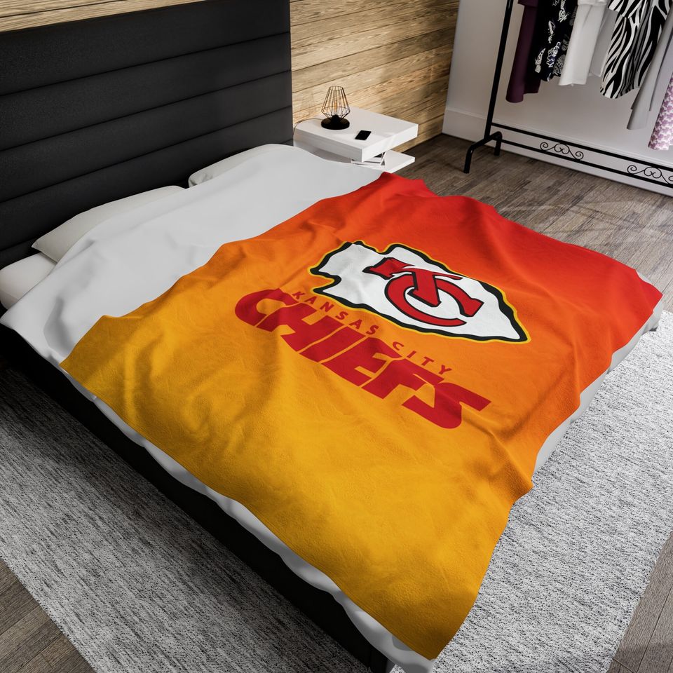 Kansas City Chiefs Field Fleece Blankets