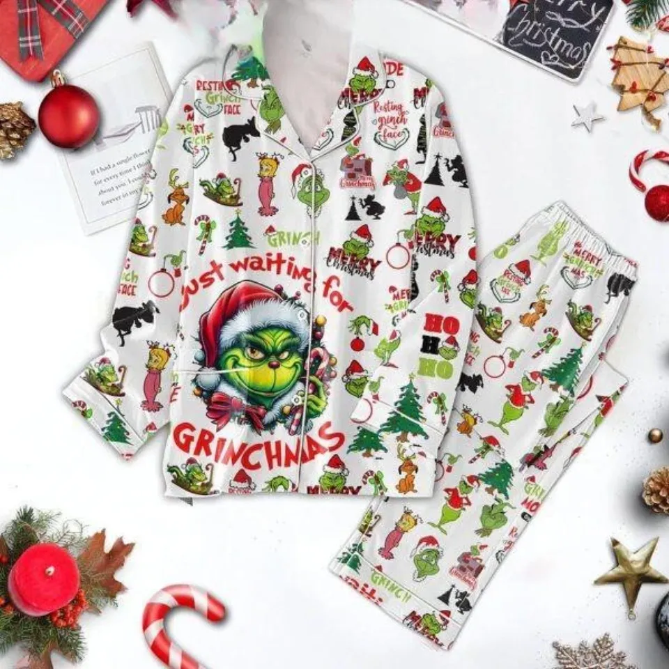 The funny character Merry Grin Mode Just Waiting For Christmas Polyester Pajamas Set