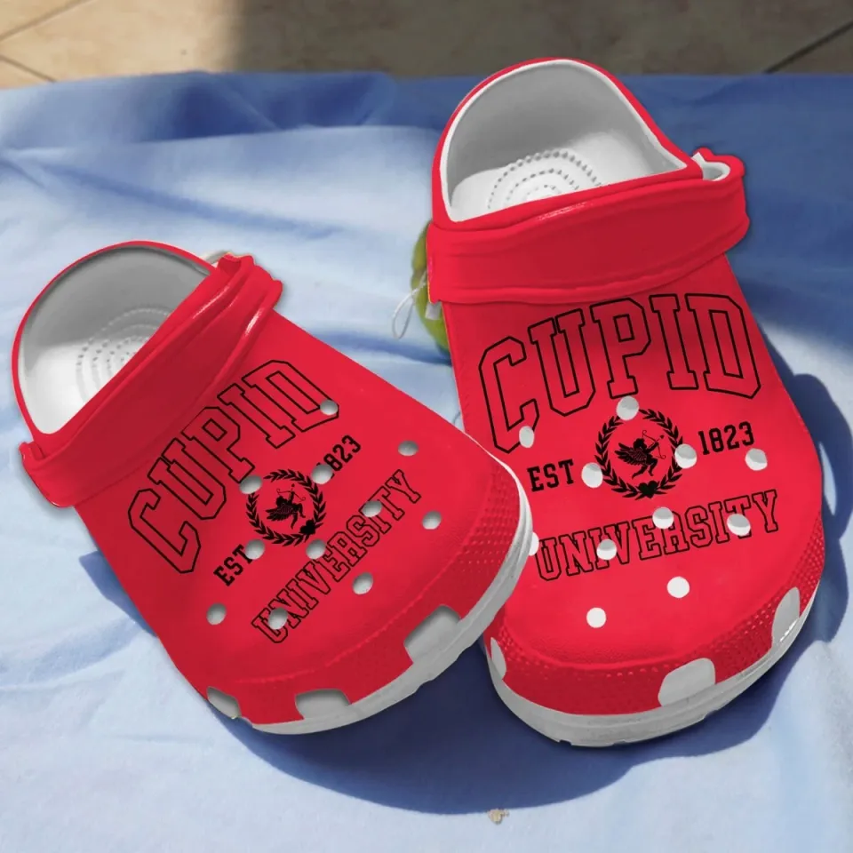 Classic Cupid Est 1823 University Red Clogs Shoes
