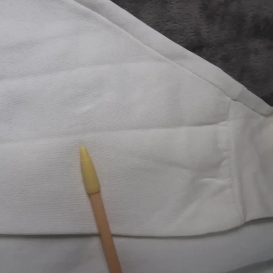 Vintage 90s Pooh Crewneck Sweatshirt Mens XL White Embroidered Made In USA