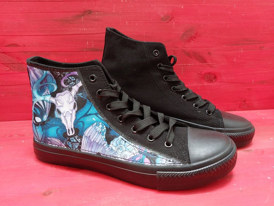 Skulls and Ram skulls high top sneakers