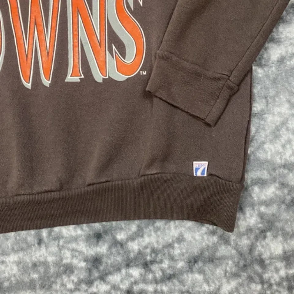 1992 Logo 7 Cleveland Browns Crewneck Mens Size L Vintage 3D Spell Out Pullover