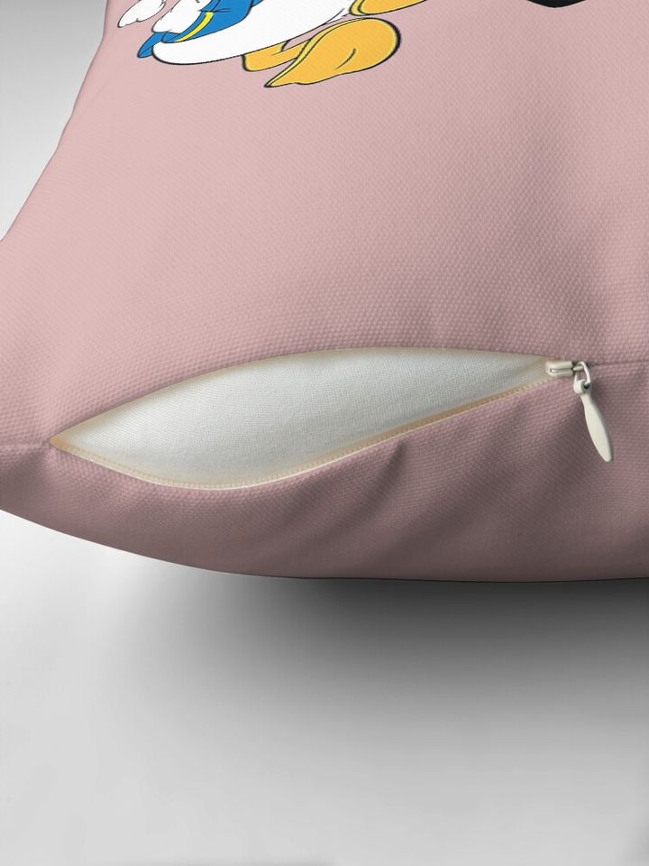  Love Donald Duck Pillow