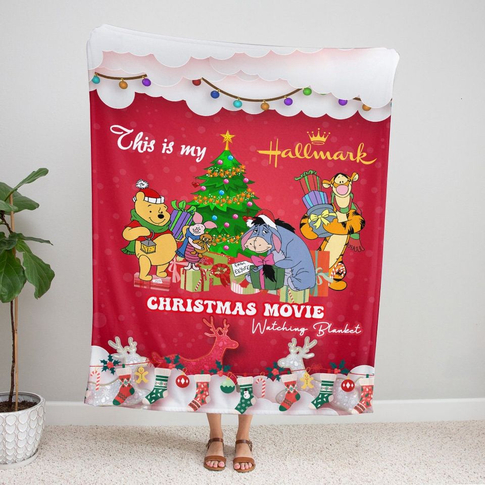 Disney Christmas Winnie the Pooh Blanket
