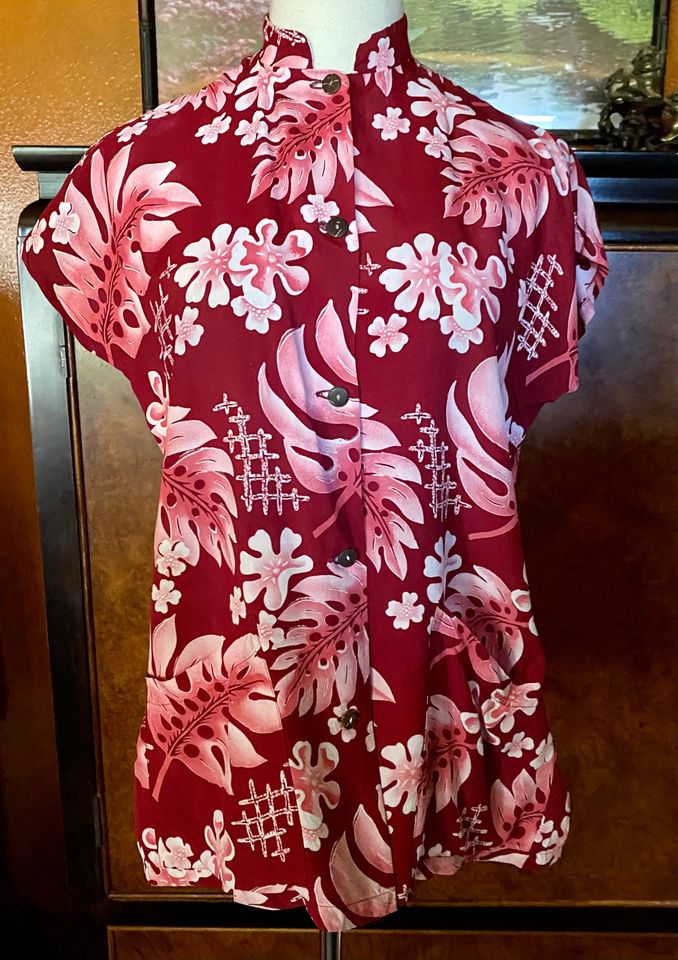 1940s Rayon Asian Hawaiian Teatimer Monstera Print M