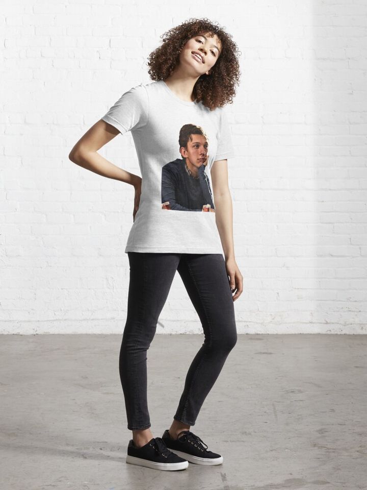 tom holland  Essential T-Shirt