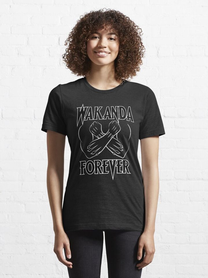 Wakanda Forever Essential T-Shirt